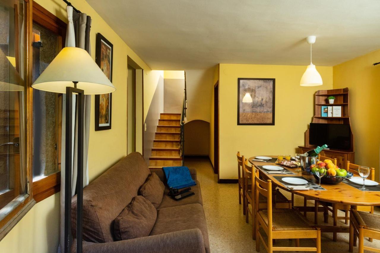 Espluga de Francolí Hotel Rural Y Apartamentos Villa Engracia מראה חיצוני תמונה