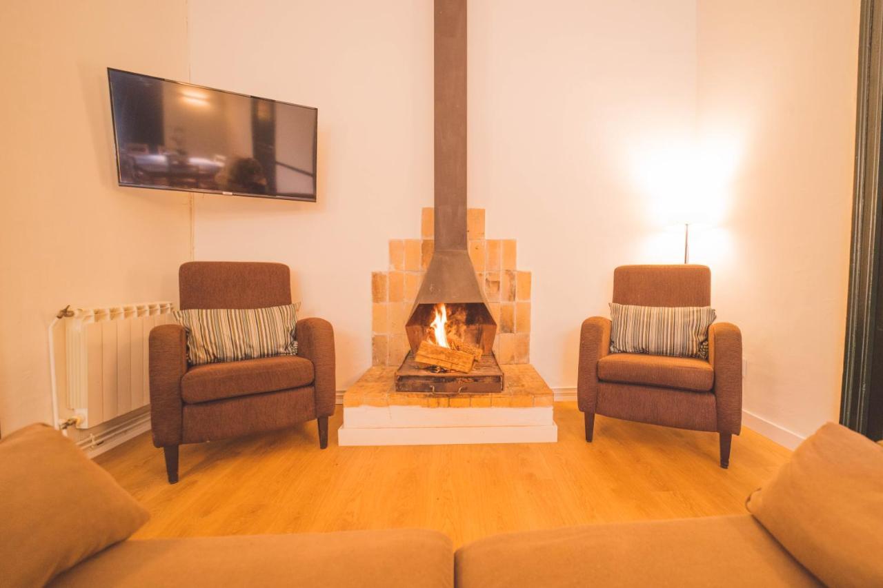 Espluga de Francolí Hotel Rural Y Apartamentos Villa Engracia מראה חיצוני תמונה