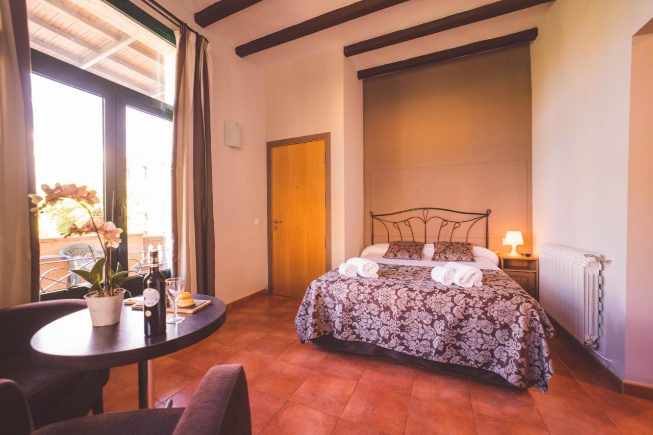 Espluga de Francolí Hotel Rural Y Apartamentos Villa Engracia מראה חיצוני תמונה