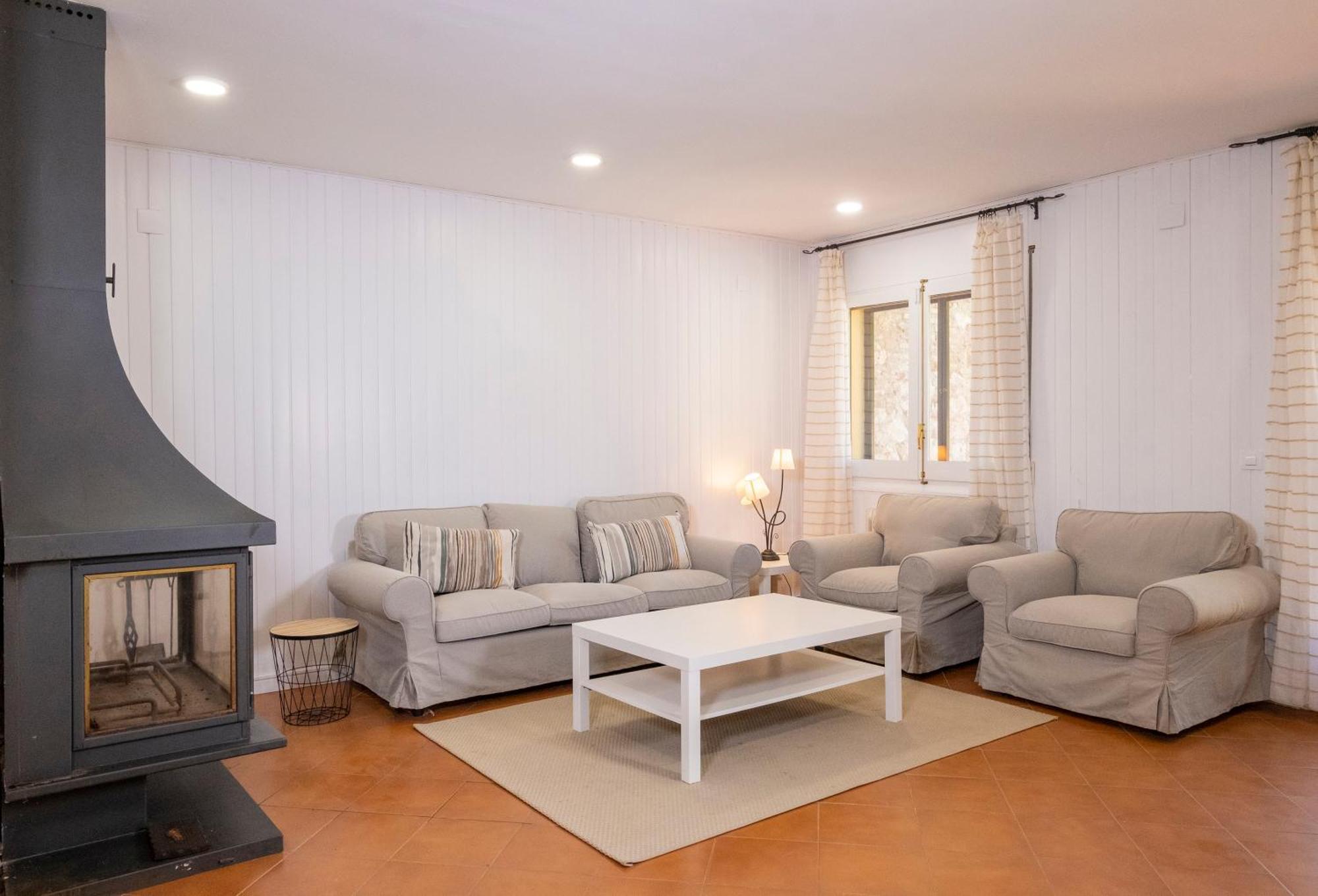 Espluga de Francolí Hotel Rural Y Apartamentos Villa Engracia מראה חיצוני תמונה