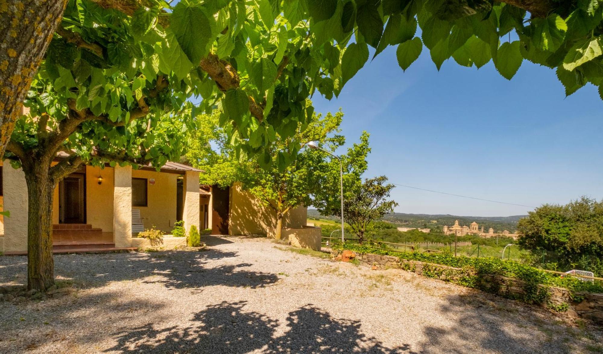 Espluga de Francolí Hotel Rural Y Apartamentos Villa Engracia מראה חיצוני תמונה
