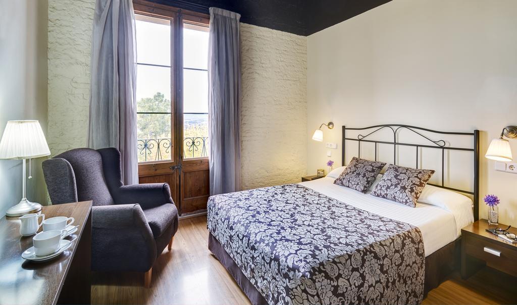 Espluga de Francolí Hotel Rural Y Apartamentos Villa Engracia מראה חיצוני תמונה